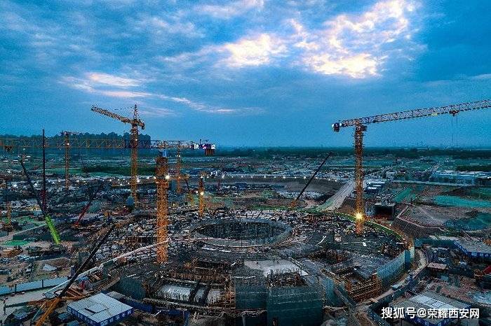 载体强空间大<strong></p>
<p>前海期货</strong>！ 快来一睹高新区产业化基地风采