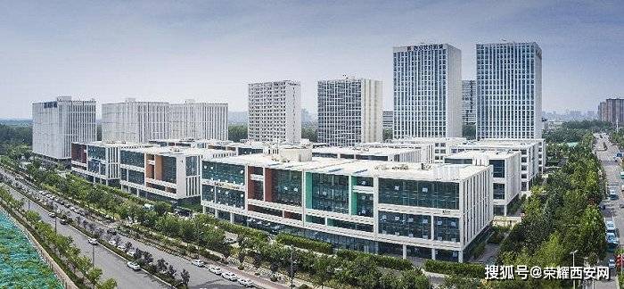 载体强空间大<strong></p>
<p>前海期货</strong>！ 快来一睹高新区产业化基地风采
