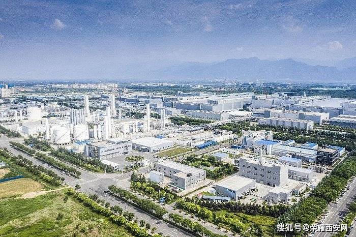 载体强空间大<strong></p>
<p>前海期货</strong>！ 快来一睹高新区产业化基地风采