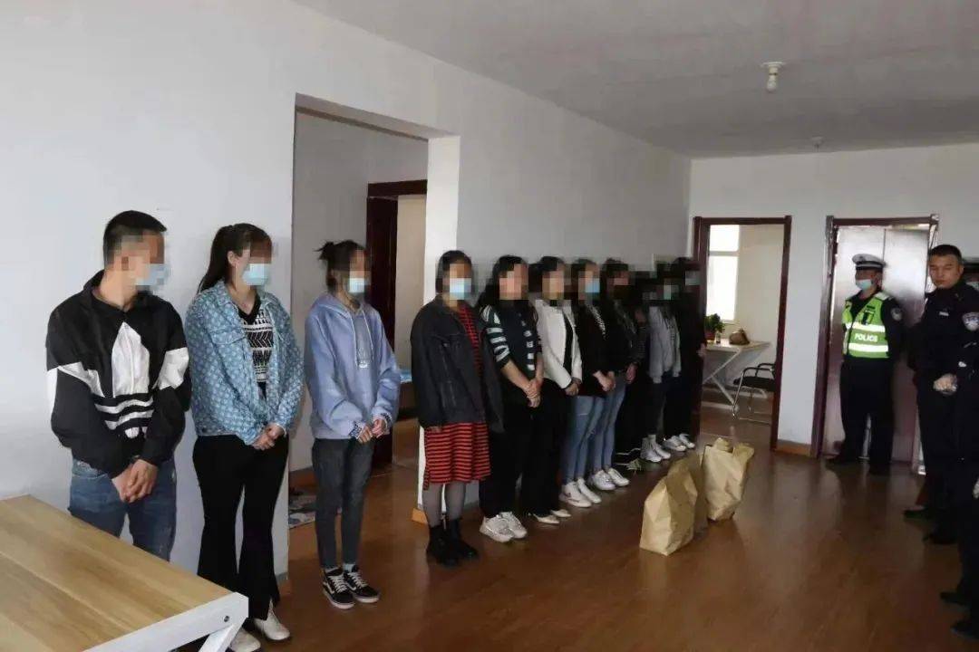 @股民们 你进的“证券公司投资群”是真的吗<strong></p>
<p>证券公司</strong>？