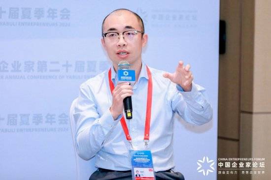高华证券李加宁：中国每卖4块钱的药就有1块多是中药<strong></p>
<p>高盛高华证券有限责任公司</strong>，中药市场占据很大板块