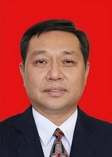 大学原党委书记<strong></p>
<p>东方证券官网</strong>，任市委书记！