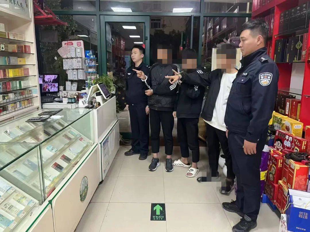 2分钟“扫荡”一家店<strong></p>
<p>证券公司排行</strong>！山东菏泽警方抓获一盗窃团伙