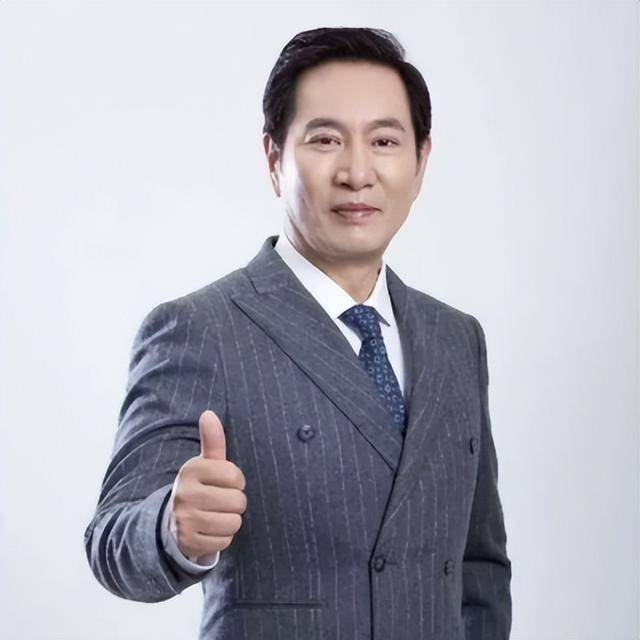 “坏人专业户”姚刚：一生无妻无子<strong></p>
<p>虚拟币交易源码</strong>，如今53岁在千万豪宅一个人住
