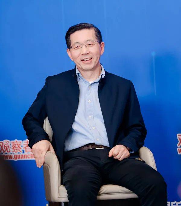 "若我们曾抱一丝幻想<strong></p>
<p>虚拟币的ico</strong>，中国半导体发展不会如此迅猛"