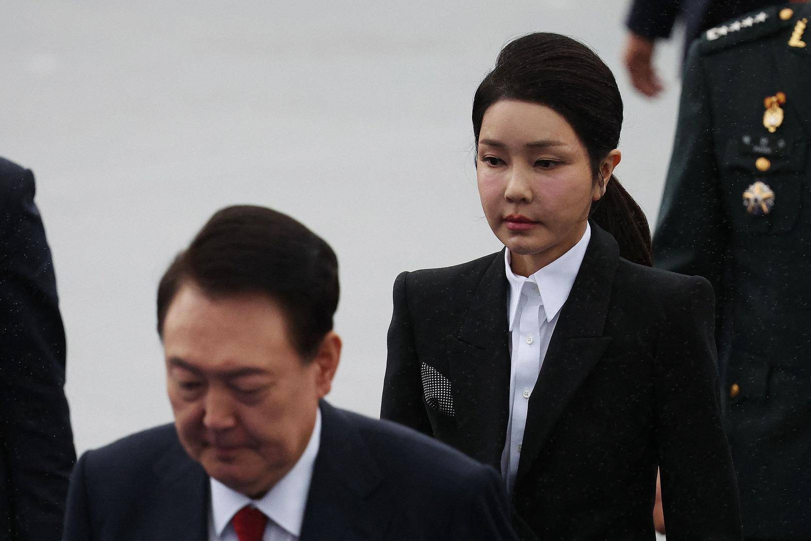 韩议员：金建希仍在总统官邸<strong></p>
<p>edr虚拟币</strong>，“脸色很难看”，尹锡悦说她最近“吃不下东西”