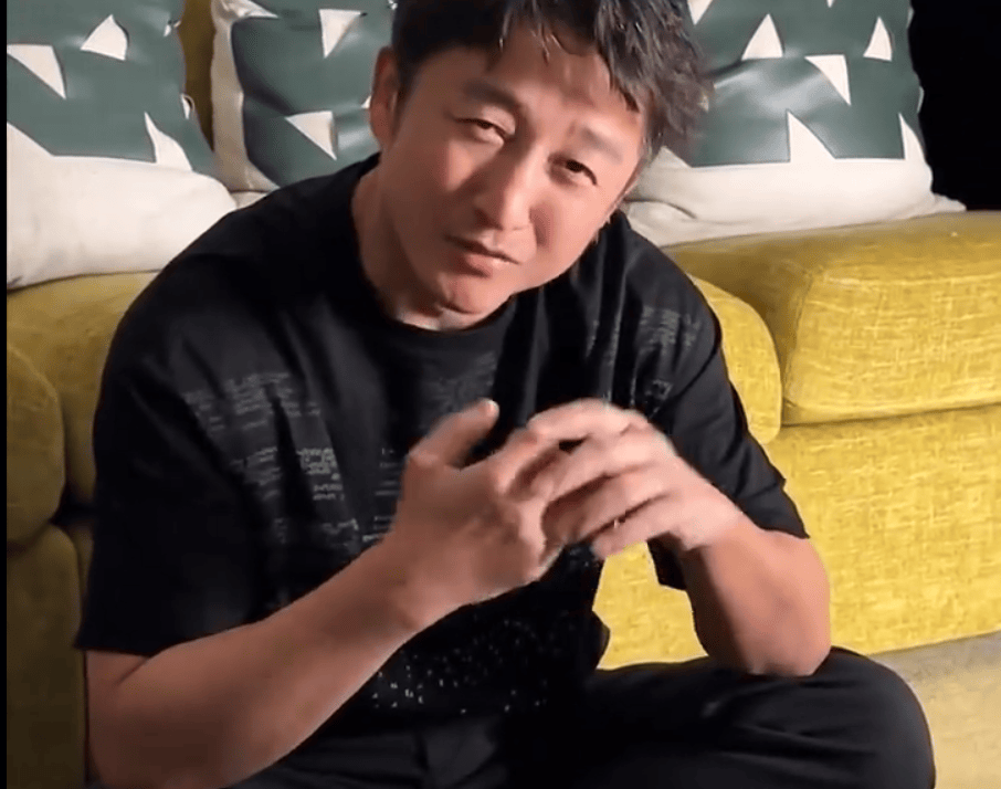 冲上热搜！邹市明否认“中年返贫”<strong></p>
<p>虚拟币技巧</strong>，曾称今年重返拳台