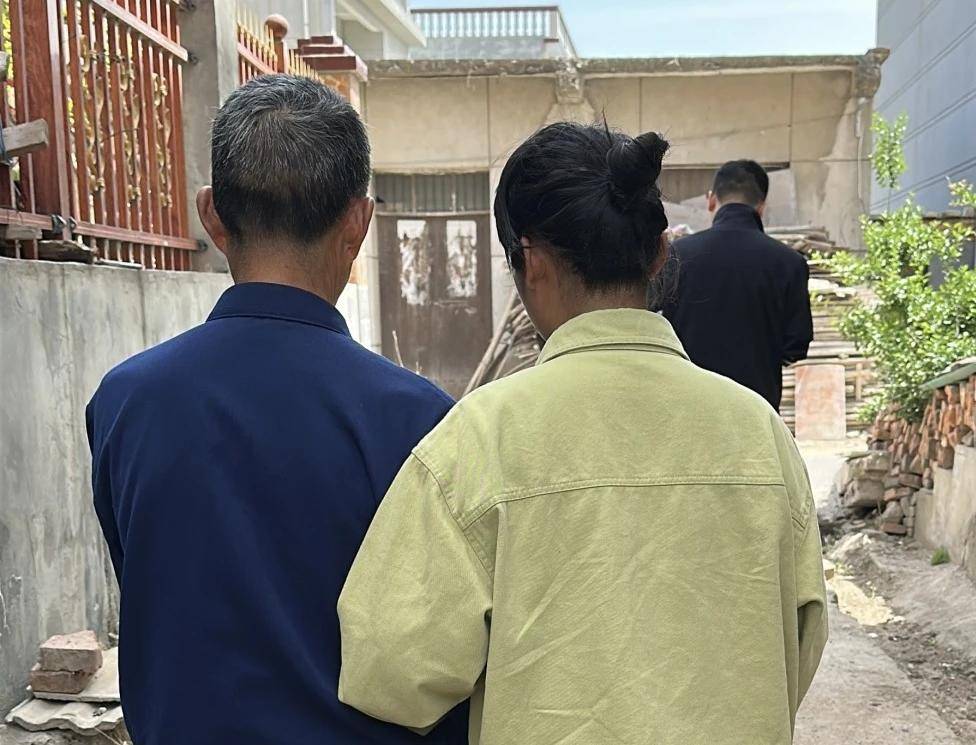 女孩跟男友外出打工失踪<strong></p>
<p>中国虚拟币排名</strong>，15年后被找到已育两子 父亲：她当年流浪到河南，不知回家的路