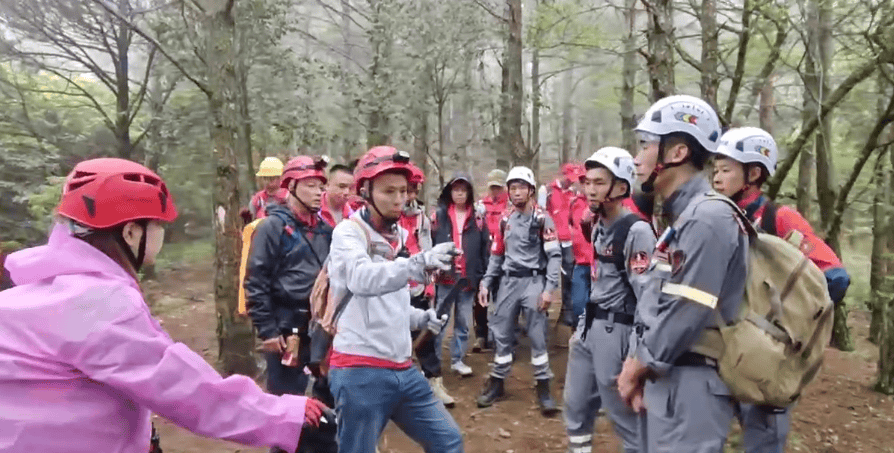 8岁男孩失联超90小时<strong></p>
<p>虚拟币认购</strong>，福建及国内多支救援队齐聚石谷解！正以目击者线索形成搜救圈