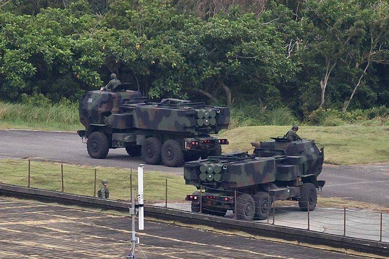 台媒：台军首次试射“海马斯”火箭炮时两度发生讯号异常<strong></p>
<p>认购虚拟币</strong>，岛内网友讽“又一场烟火秀”