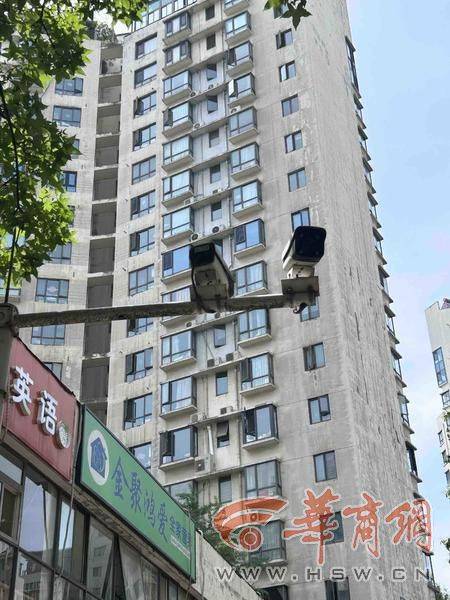 西安14岁初中生骑车回家在小区被撞 孩子说肇事司机下车看<strong></p>
<p>新虚拟币</strong>了看就离开