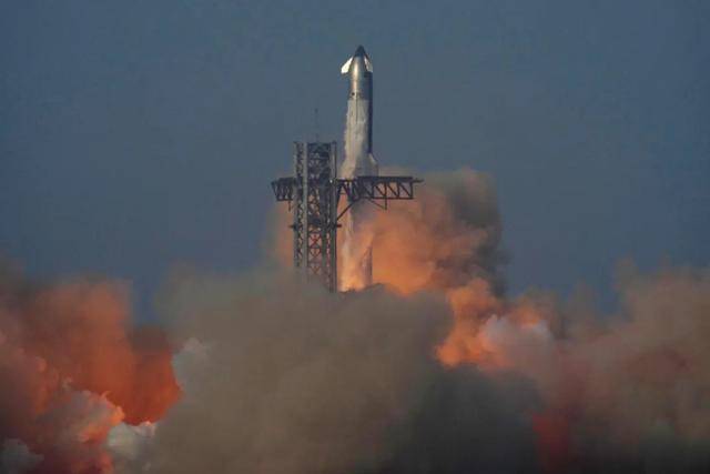 “星舰”试飞失败<strong></p>
<p>虚拟币庄家</strong>，马斯克发声