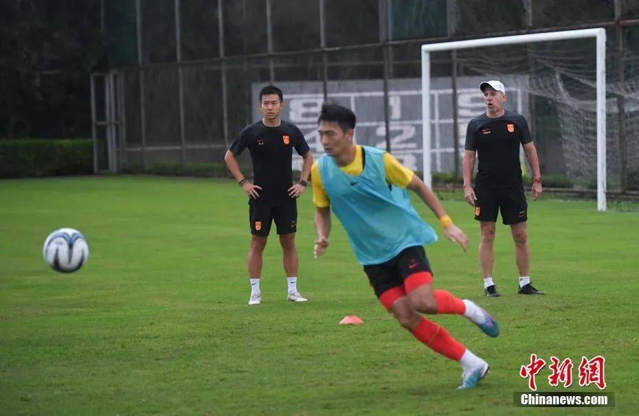 东亚杯国足0:3韩国队<strong></p>
<p>虚拟q币卡</strong>，与对手近6次交手均遭遇失利