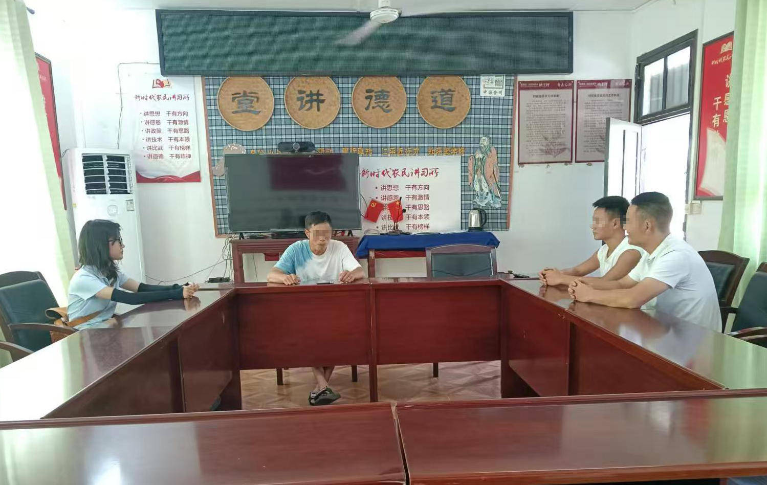 贵州22岁女村支书遇车祸不幸身亡 乡政府工作人员：她上任仅数月<strong></p>
<p>主流虚拟币</strong>，开展工作后回村路上遇事故
