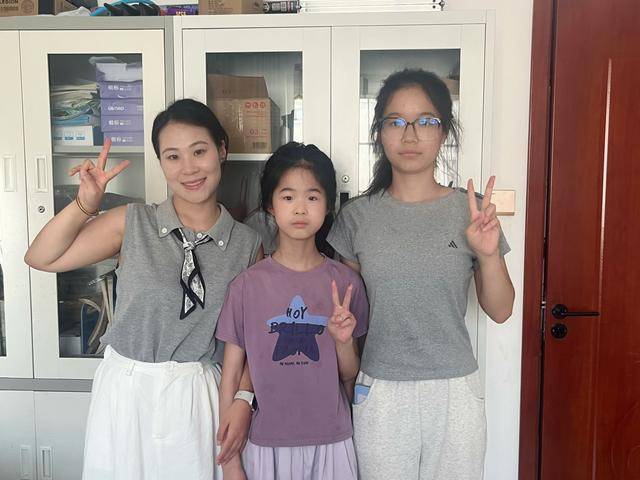 河南95后高校女辅导员“没苦硬吃”：暑假自驾1000公里家访<strong></p>
<p>虚拟币广告</strong>，从电三轮到汽车，已坚持两年