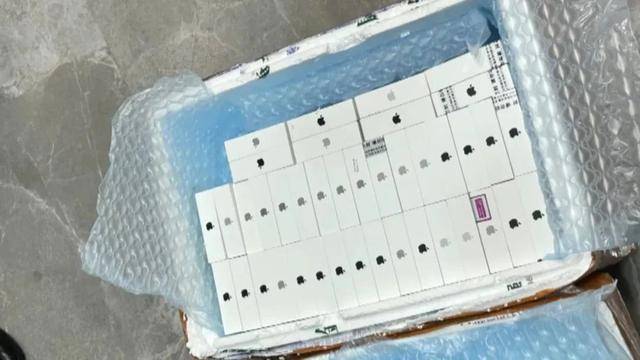 广西男子一口气花38.8万元买了40台手机<strong></p>
<p>虚拟币广告</strong>，民警很快找上门……