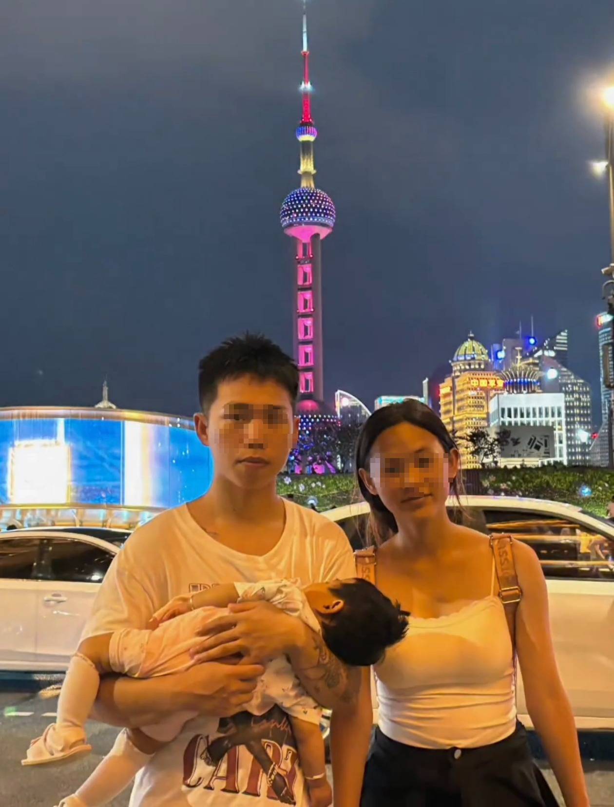 奶奶在哭<strong></p>
<p>虚拟币火宝网</strong>，宝宝在笑！40天女婴重病，00后父亲割肝救女，术后这一幕让网友泪奔