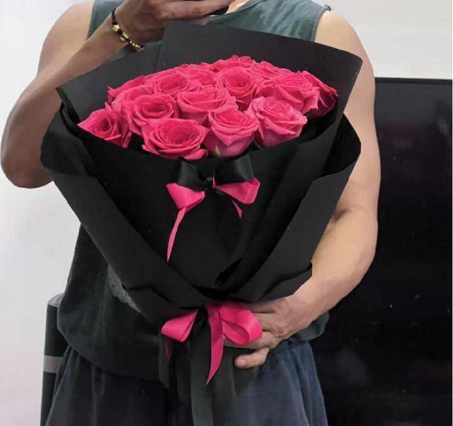 七夕不送玫瑰改送花菜<strong></p>
<p>虚拟币火宝网</strong>！这一届年轻人“反套路”重新定义浪漫