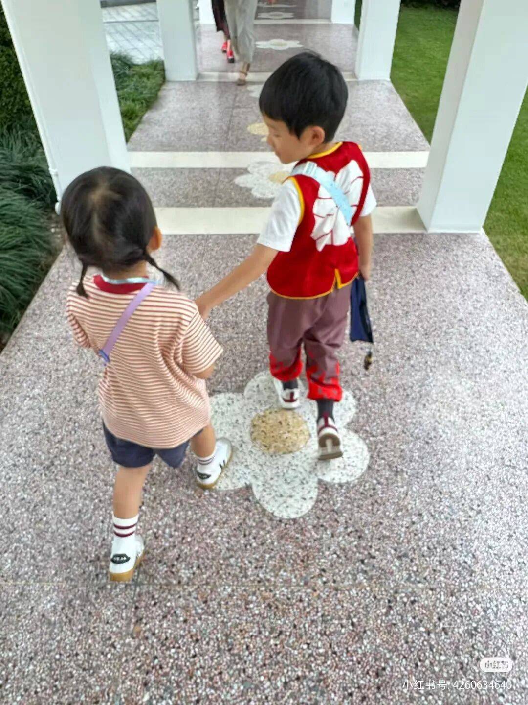 许昕从新疆赶回上海<strong></p>
<p>虚拟币机器人</strong>，今天送儿子女儿开学：老妹儿幼儿园第一天！