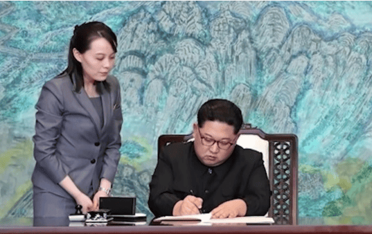 金正恩女儿首登国际舞台<strong></p>
<p>彩币虚拟币</strong>，引爆接班传闻！英国首相被架空，工党内斗成全武行…