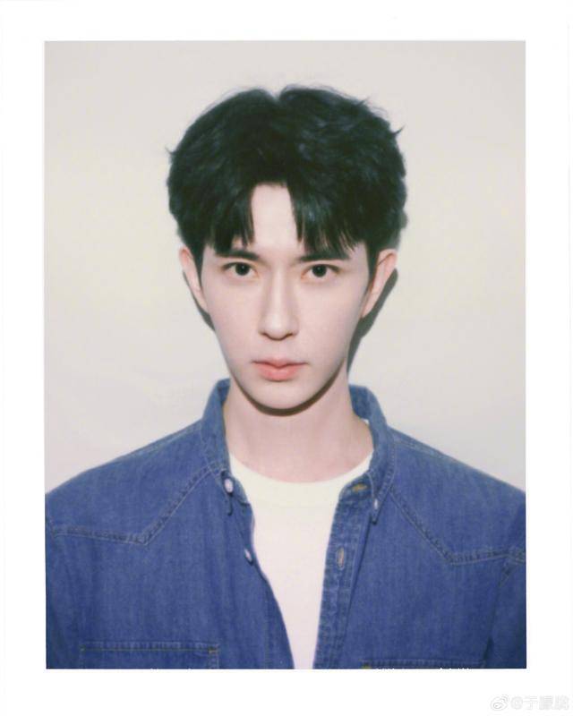 37岁男演员于朦胧被传坠楼<strong></p>
<p>虚拟币ug</strong>，7月刚注销工作室，警方回应