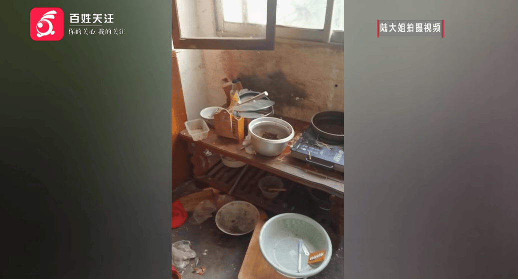 心酸！12岁男孩“独居”贵阳一安置房内<strong></p>
<p>虚拟币接口</strong>，父亲回应：迫于无奈，因为……
