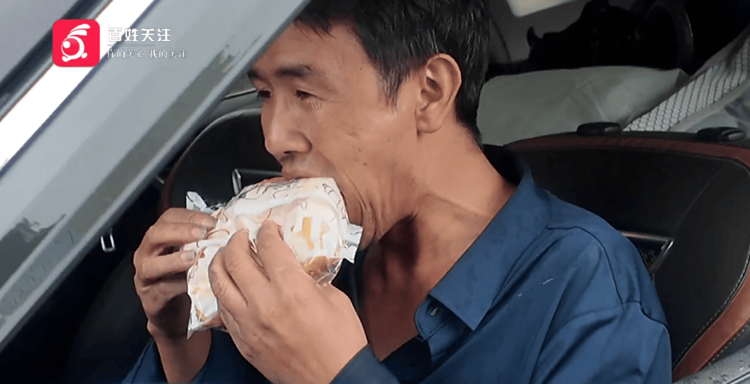 心酸！12岁男孩“独居”贵阳一安置房内<strong></p>
<p>虚拟币接口</strong>，父亲回应：迫于无奈，因为……