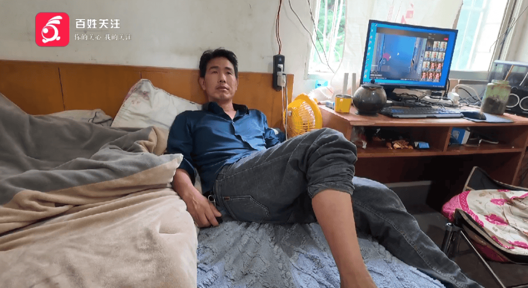 心酸！12岁男孩“独居”贵阳一安置房内<strong></p>
<p>虚拟币接口</strong>，父亲回应：迫于无奈，因为……