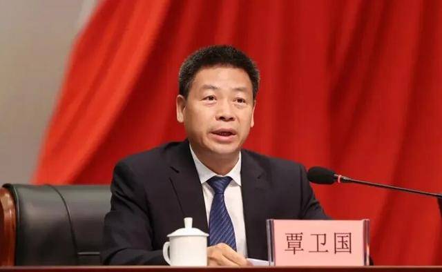中央批准任省委常委后<strong></p>
<p>虚拟币接口</strong>，他被免去副省长职务