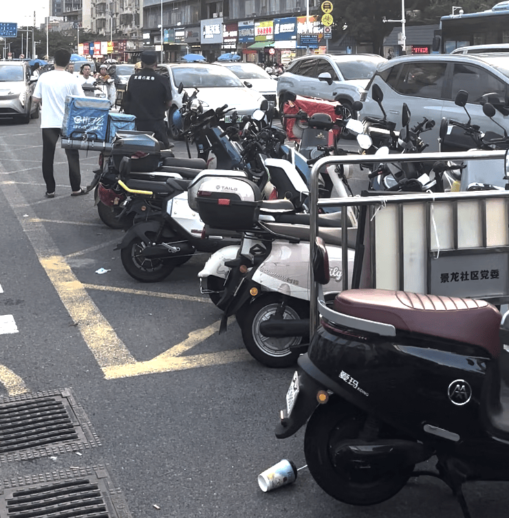 深圳一医院门口被指“举步维艰”<strong></p>
<p>买卖虚拟币</strong>！整治后记者实探:仍很堵