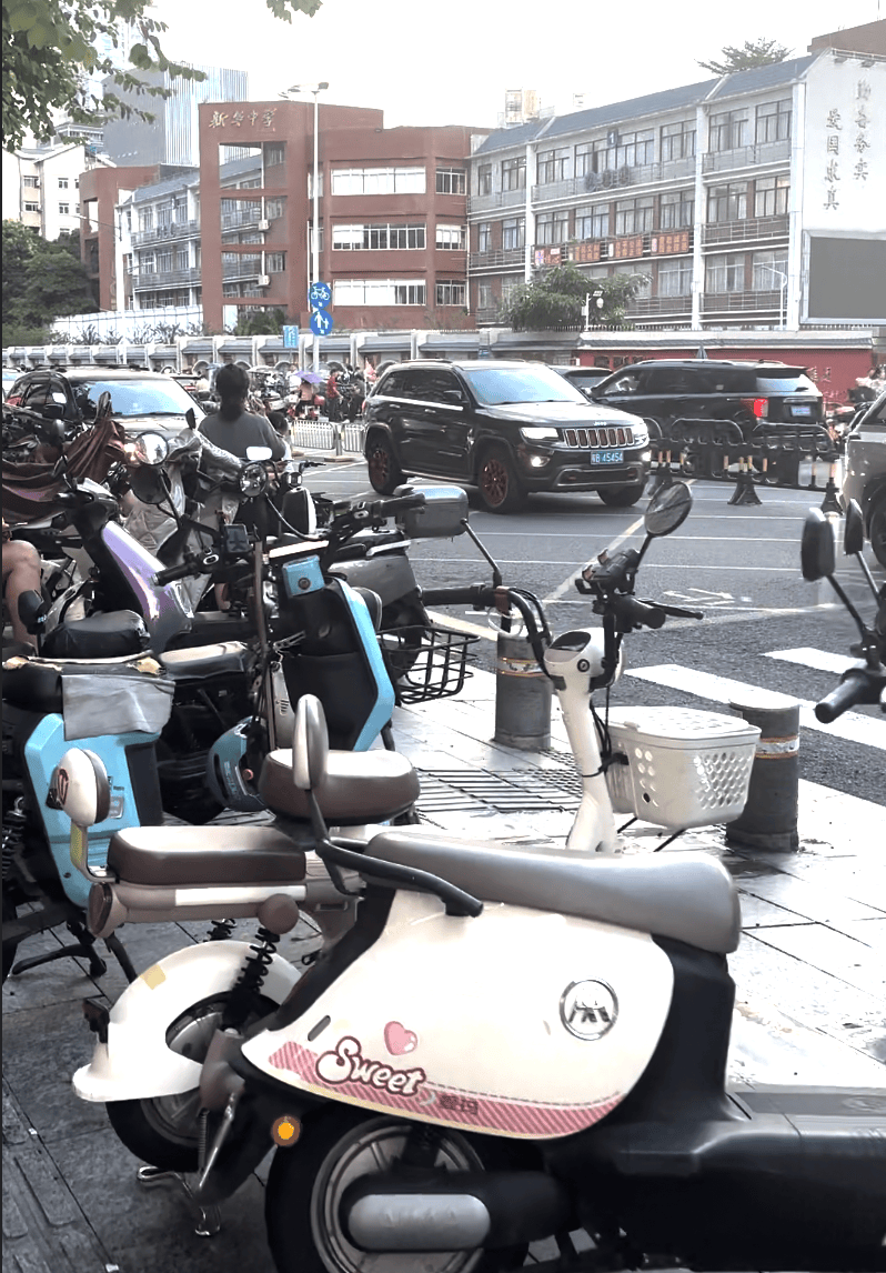 深圳一医院门口被指“举步维艰”<strong></p>
<p>买卖虚拟币</strong>！整治后记者实探:仍很堵