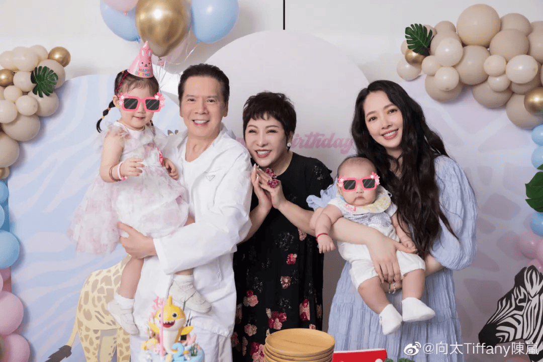 向太回应“向家破产”传闻：珠宝、豪宅都在<strong></p>
<p>虚拟币猴币</strong>，还养着1000多名员工；向佐力挺：说话的人请有点底线