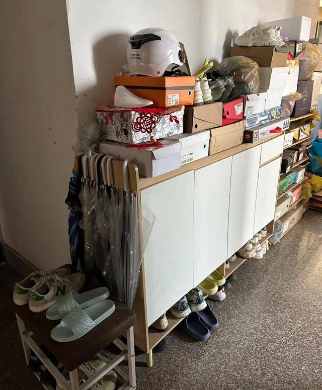 物业“不让门口放鞋子”<strong></p>
<p>虚拟币猴币</strong>，门口放鞋柜违法吗？