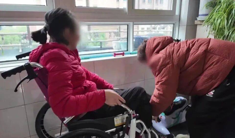 28岁妻子突发罕见病全身瘫痪<strong></p>
<p>虚拟币推广</strong>，丈夫哄骗卖婚房携款失踪，检方强势介入