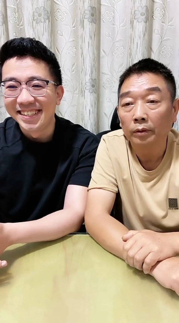 章莹颖男友国庆探望章父并协助直播<strong></p>
<p>龙币虚拟货币</strong>，网友劝其早点结婚，本人回应