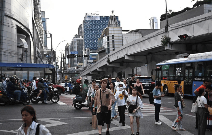 “机票白送、酒店降价”<strong></p>
<p>龙币虚拟货币</strong>，泰国旅游冷得“神仙难救”