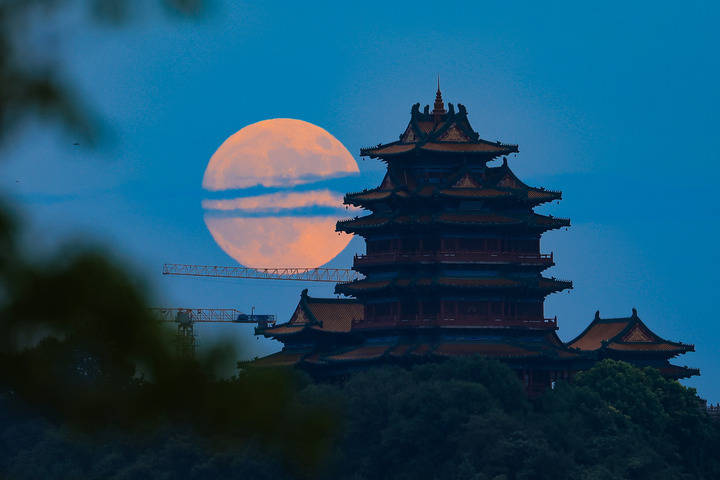 花好月圆人团圆<strong></p>
<p>中国虚拟币有哪些</strong>，中秋“硬核”赏月指南来了