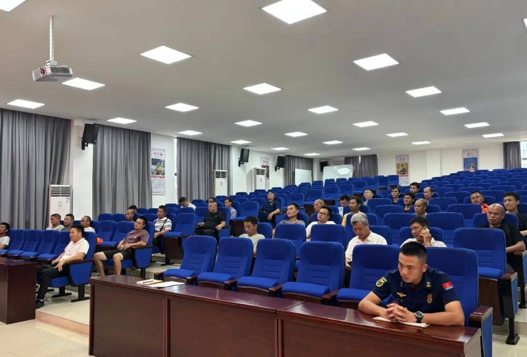 训考结合砺精兵<strong></p>
<p>怎样买虚拟币</strong>!高新区微型消防站技能培训暨考核顺利举行