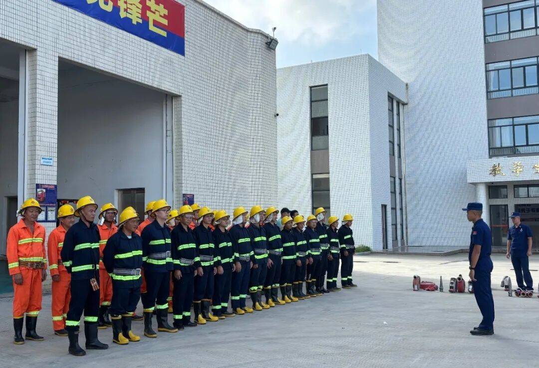 训考结合砺精兵<strong></p>
<p>怎样买虚拟币</strong>!高新区微型消防站技能培训暨考核顺利举行