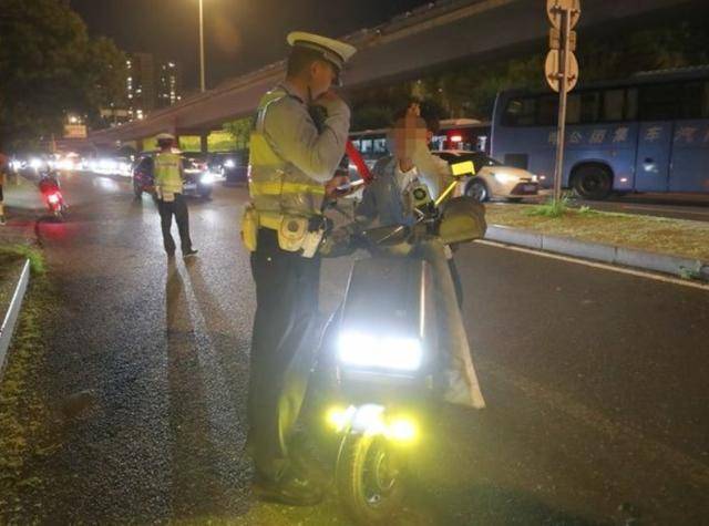 北京“电子眼”开始抓拍电动自行车违法<strong></p>
<p>虚拟币分类</strong>,试点审核录入电动自行车违法行为3.8万起