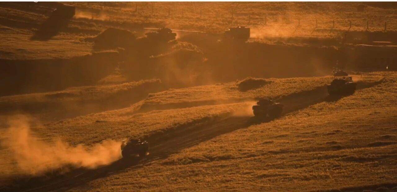 大场面!机器狗、无人机开路<strong></p>
<p>虚拟货币筹币网</strong>,实兵对抗演练画面公布