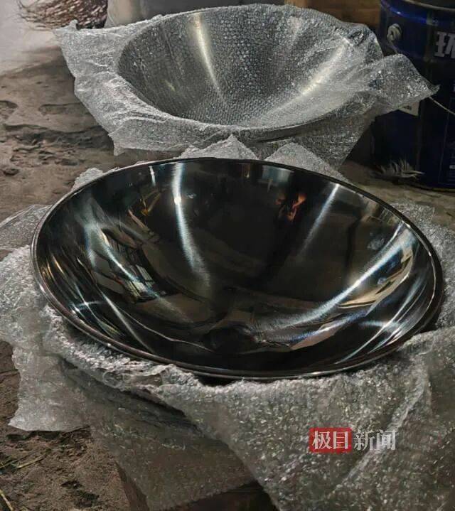 “传家锅”工厂账号粉丝已超260万<strong></p>
<p>国家禁止虚拟币</strong>,对话锅厂负责人傅家兄弟:30年老锅依然能用,证明当年造锅选择是对的