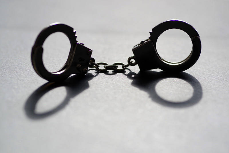 25岁男子欲出售父亲房产整容当网红<strong></p>
<p>九龙币虚拟</strong>,被说教后20多刀弑父 曾遭父亲家暴,获无期徒刑