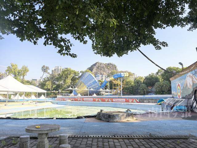 柳州雀儿山公园水上世界要拆迁<strong></p>
<p>虚拟q币充值器</strong>?园方回应