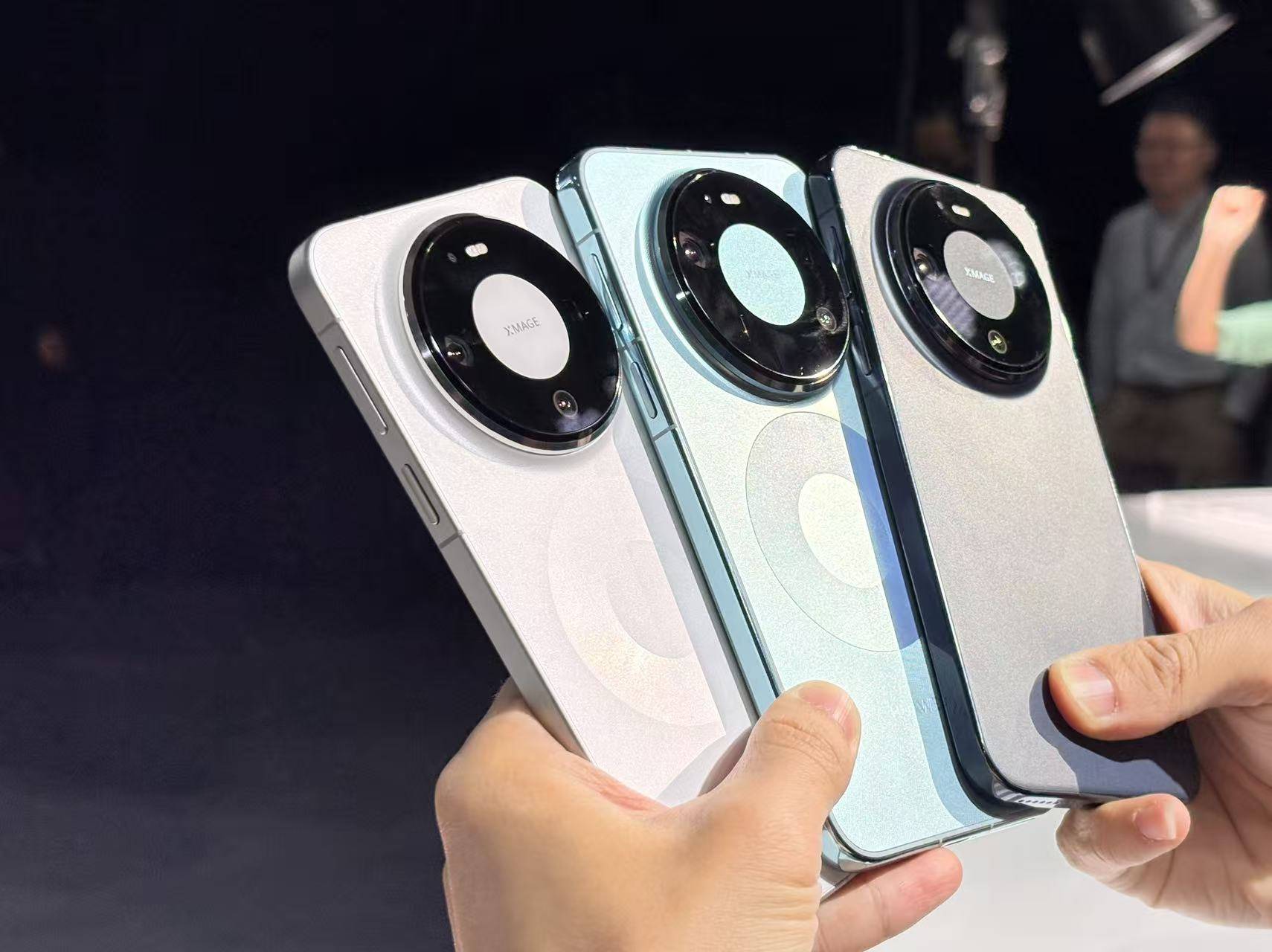 对手集体涨价<strong></p>
<p>虚拟龙凤币</strong>,Mate 80却大降800元!鸿蒙生态突围,华为继续以价换量