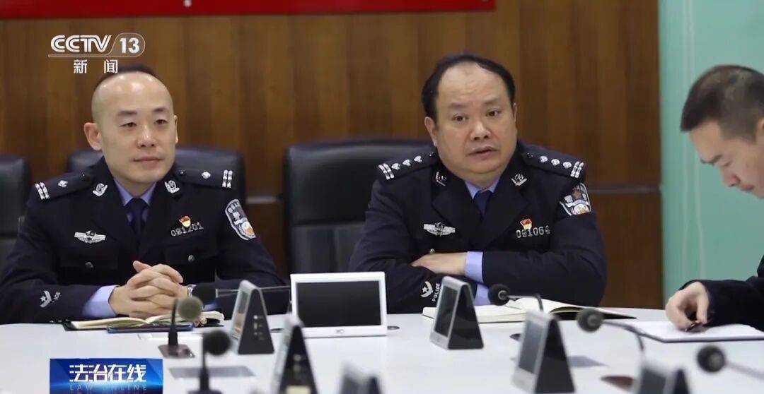 广州南站<strong></p>
<p>虚拟币之家</strong>,一男子频繁“上厕所”,被警方盯上