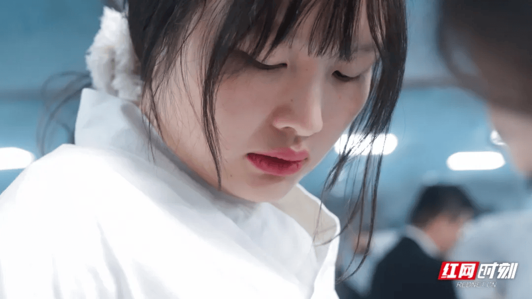 汶川地震被救起的女孩<strong></p>
<p>虚拟币之家</strong>,17年后和救她的军人结婚了