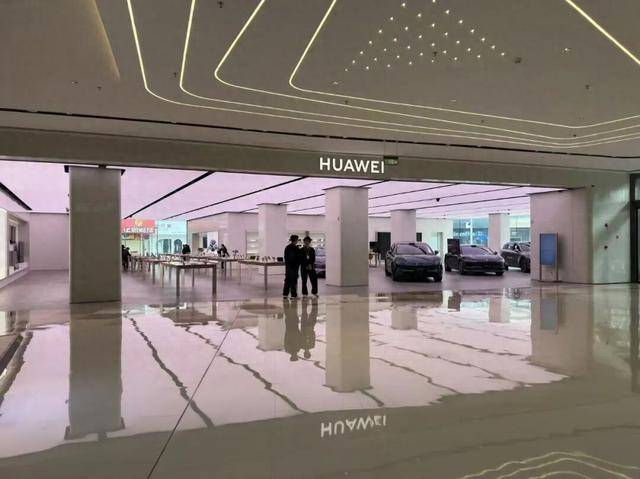 1.2万余元买华为手机，保修期内修了4次，欲退货遭拒