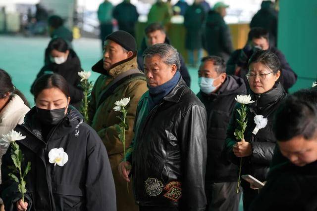 何晴之子追思：妈妈很喜欢雪<strong></p>
<p>如何挖虚拟币</strong>，北京这场雪好像是为她而下