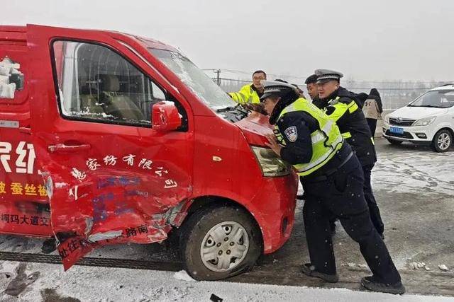 外交部发言人毛宁点赞山东德州交警<strong></p>
<p>如何挖虚拟币</strong>!